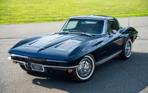 1963 Chevrolet Corvette split-window coupe * 327 L76 V8 and 4-spd manual - Image 3